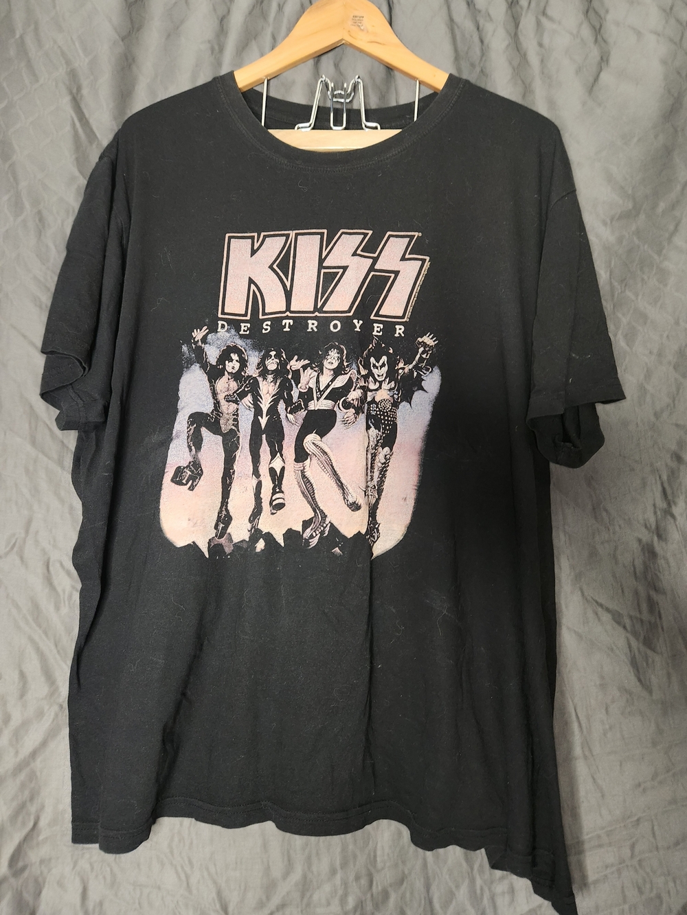 Kiss Black Graphic 'Destroyer' Band Tee with Pink-White Art